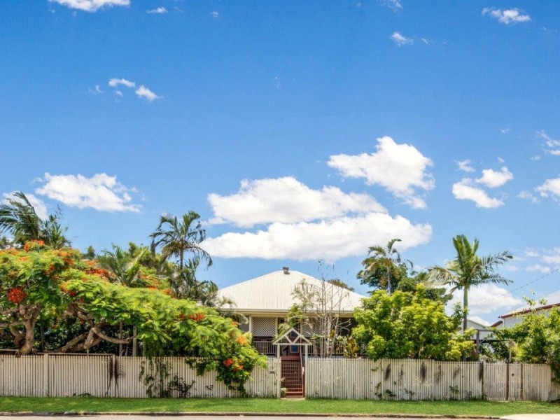 10 Herbert Street, Gladstone QLD 4680