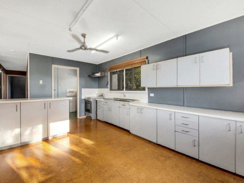 5 Callide Crescent, Barney Point QLD 4680