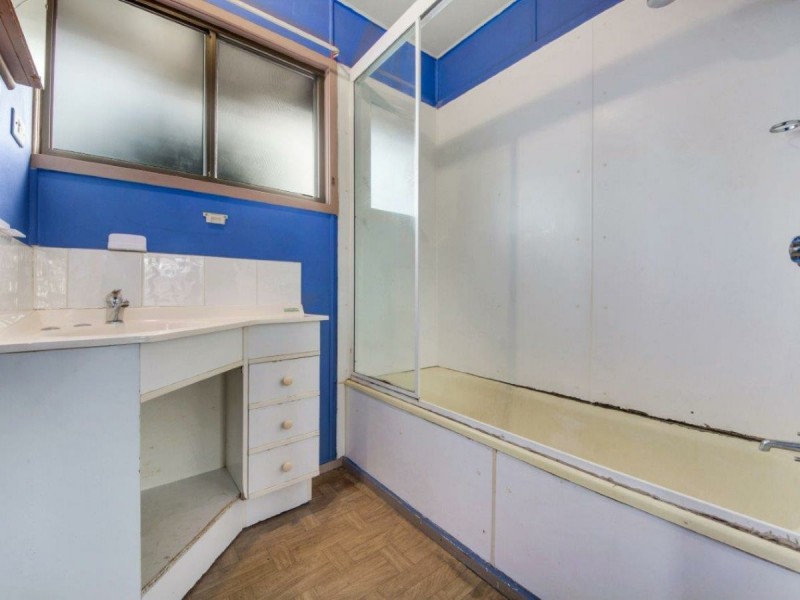 5 Callide Crescent, Barney Point QLD 4680