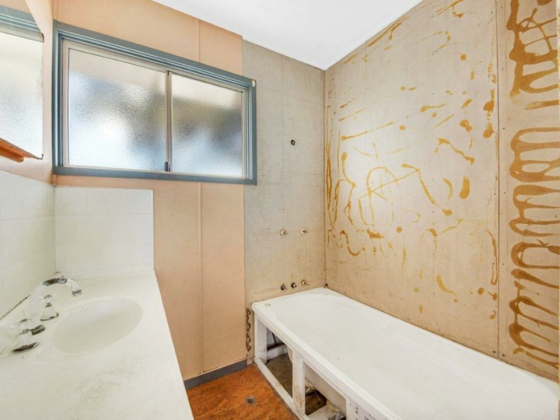 106 O’Connell Street, Barney Point QLD 4680