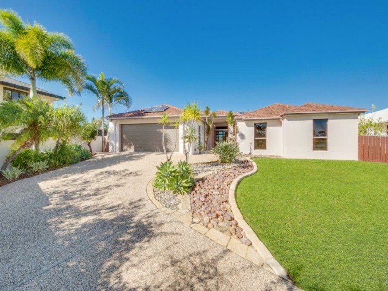 11 Lois Court, New Auckland QLD 4680