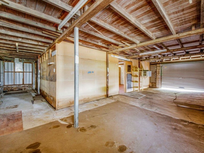 11 Philip Street, South Gladstone QLD 4680