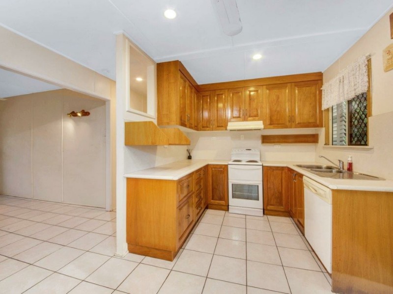 7 Ryalls Street, Barney Point QLD 4680
