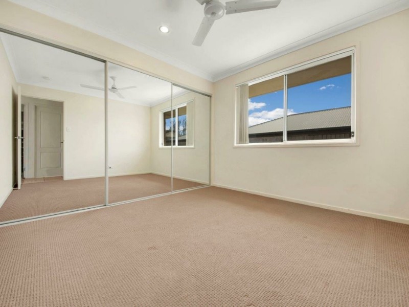 36 Dartmouth Close, Clinton QLD 4680