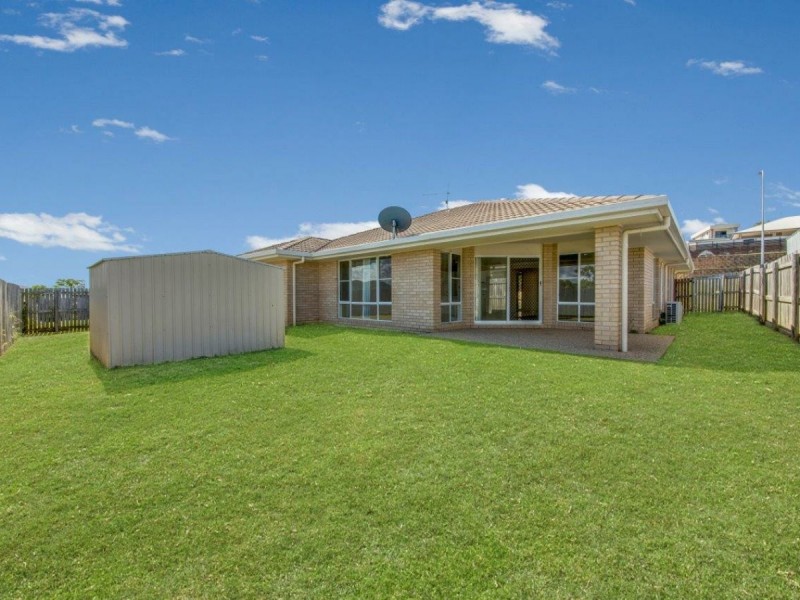 36 Dartmouth Close, Clinton QLD 4680