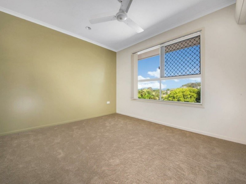 99 J Hickey Avenue, Clinton QLD 4680