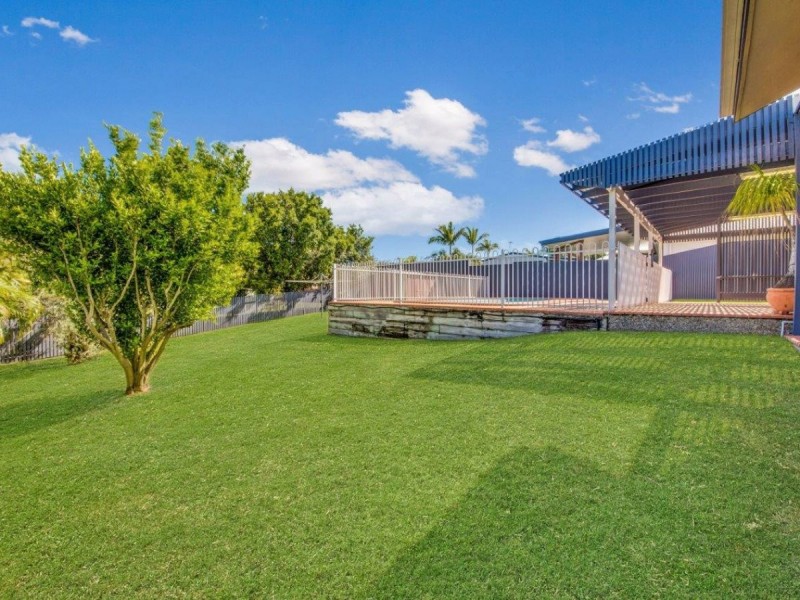 99 J Hickey Avenue, Clinton QLD 4680