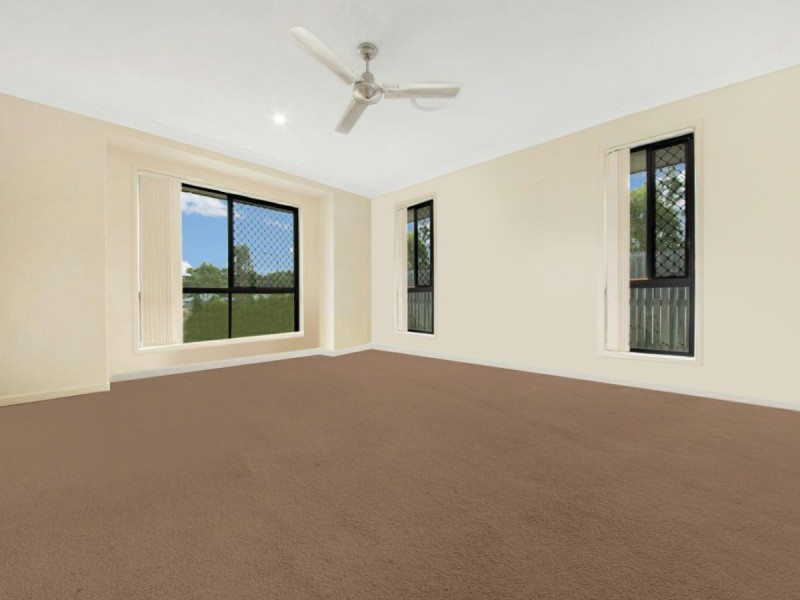 18 Telopea Place, Kirkwood QLD 4680