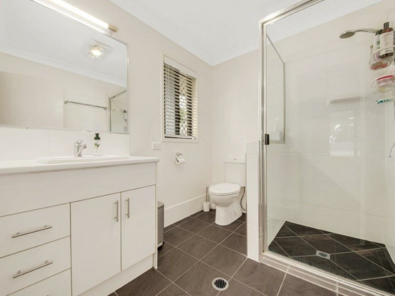 18 Telopea Place, Kirkwood QLD 4680