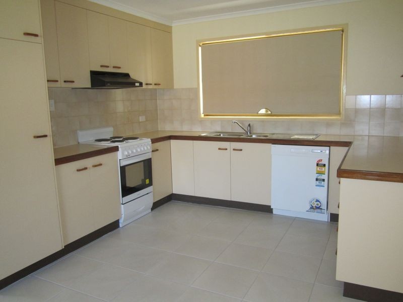 4 Tenby Close, Gladstone QLD 4680