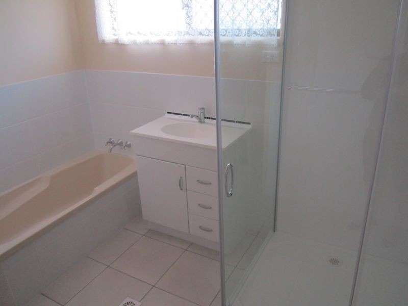 4 Tenby Close, Gladstone QLD 4680