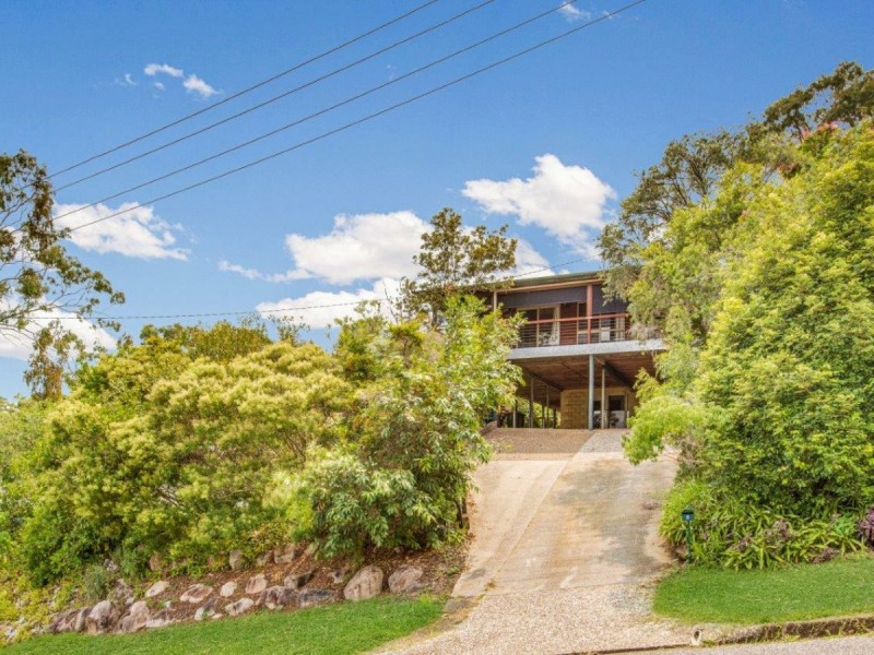 8 Mccrudden Street, West Gladstone QLD 4680