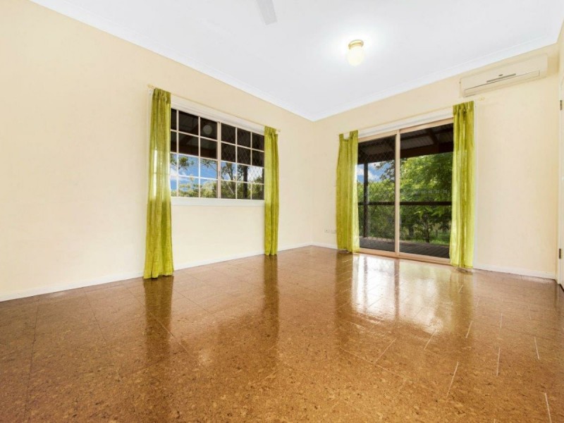 8 Mccrudden Street, West Gladstone QLD 4680
