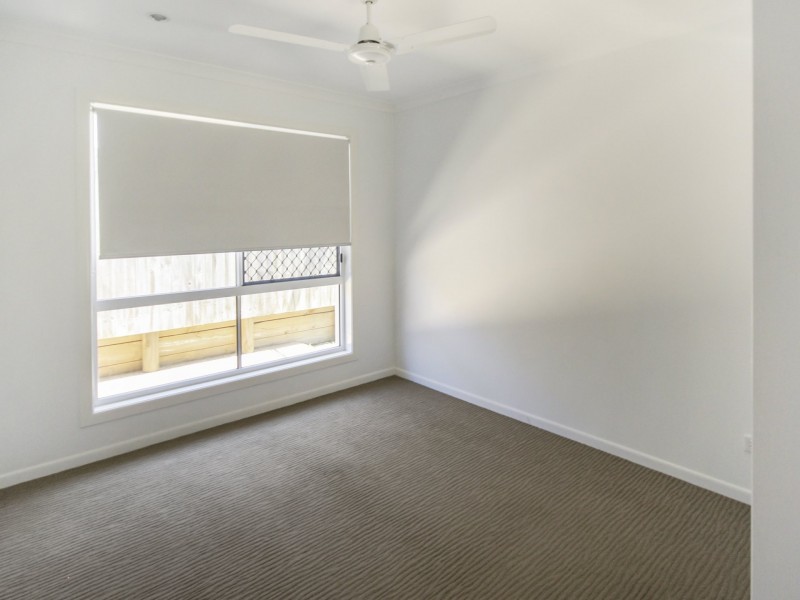 42 Koowin Drive, Kirkwood QLD 4680