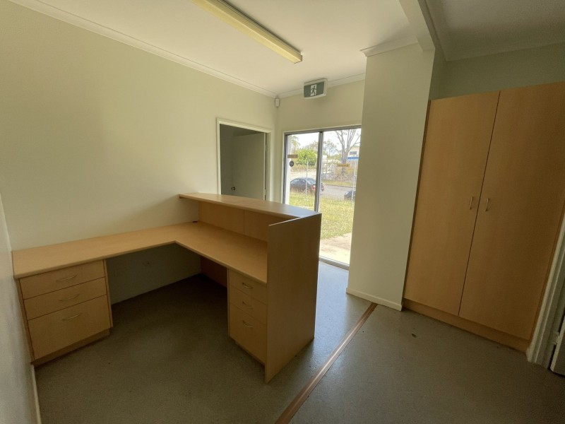 3 Anson Close, Toolooa QLD 4680