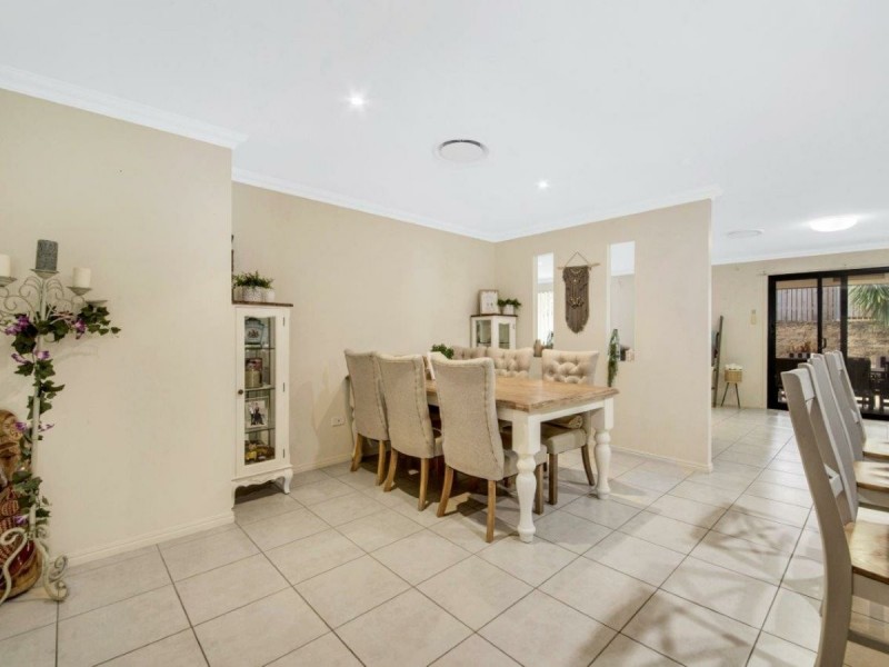 115 Dixon Drive, Telina QLD 4680