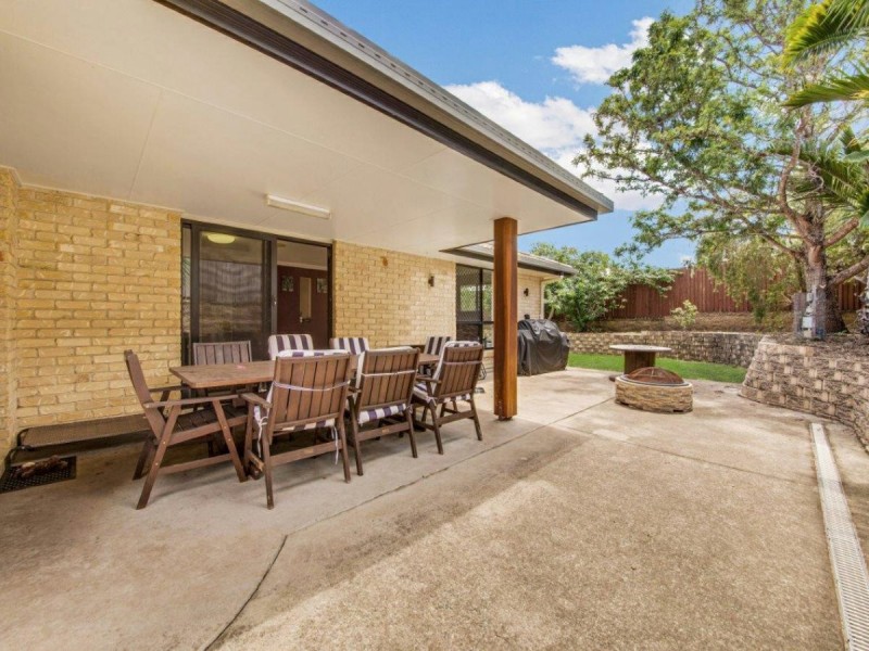 115 Dixon Drive, Telina QLD 4680
