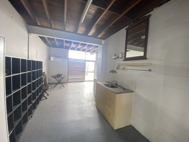 38 Toolooa Street, South Gladstone QLD 4680