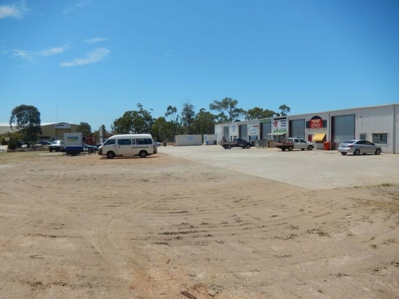 Shed 6/6 Dalrymple Drive, Toolooa QLD 4680