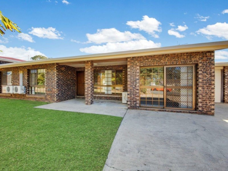 100 Gretel Drive, Clinton QLD 4680