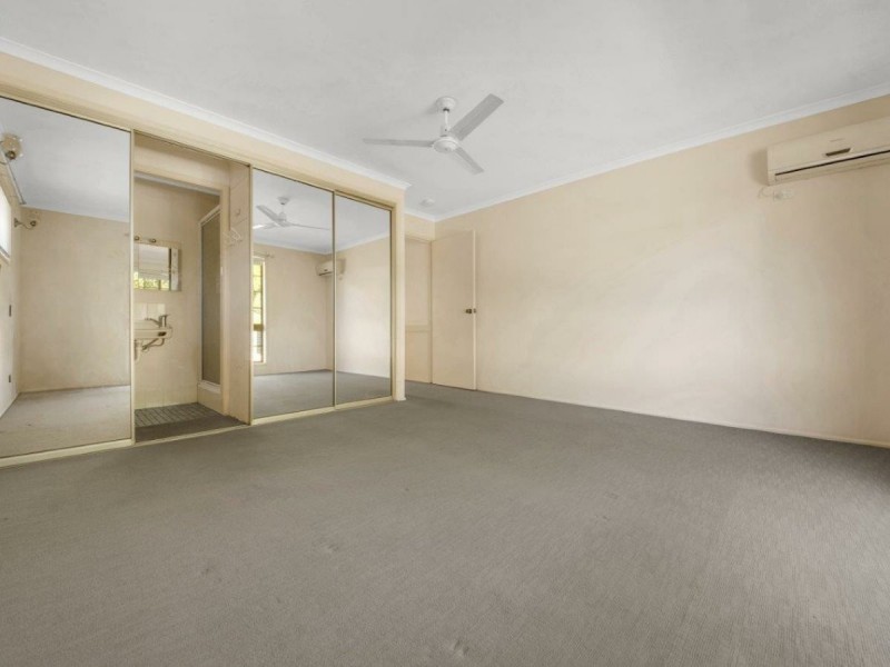 100 Gretel Drive, Clinton QLD 4680