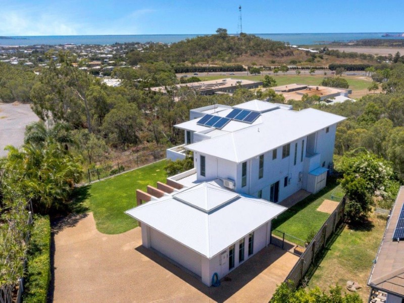 36 Dolphin Terrace, South Gladstone QLD 4680