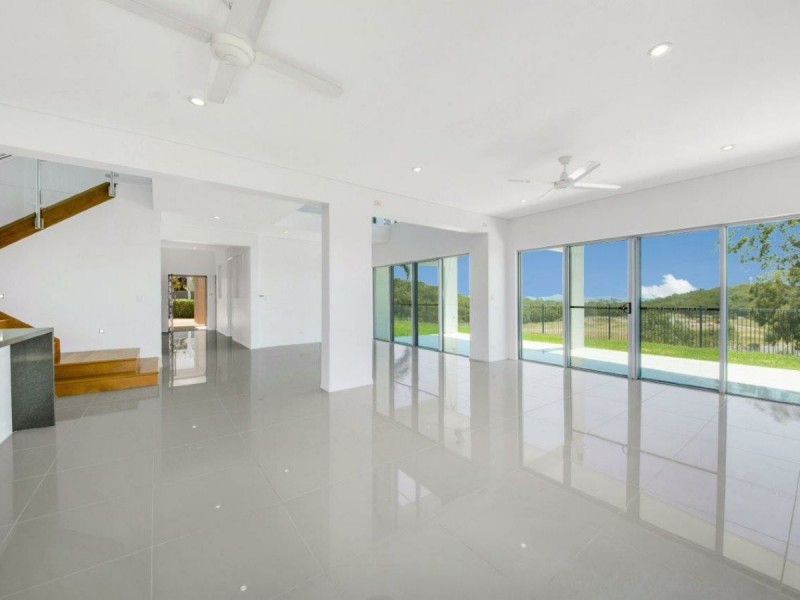 36 Dolphin Terrace, South Gladstone QLD 4680