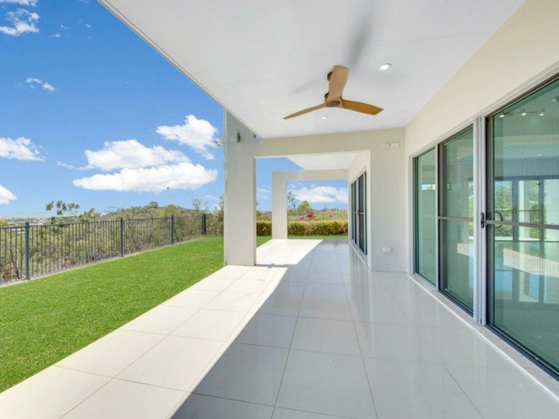 36 Dolphin Terrace, South Gladstone QLD 4680