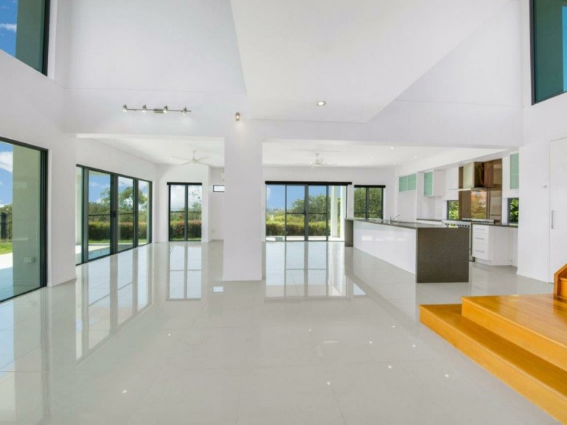 36 Dolphin Terrace, South Gladstone QLD 4680