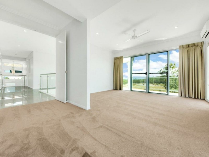 36 Dolphin Terrace, South Gladstone QLD 4680