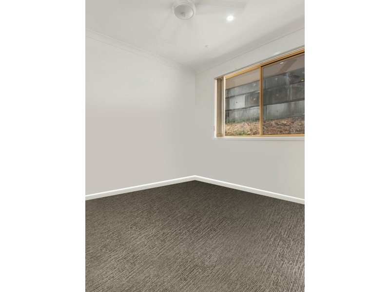 45 Dartmouth Close, Clinton QLD 4680