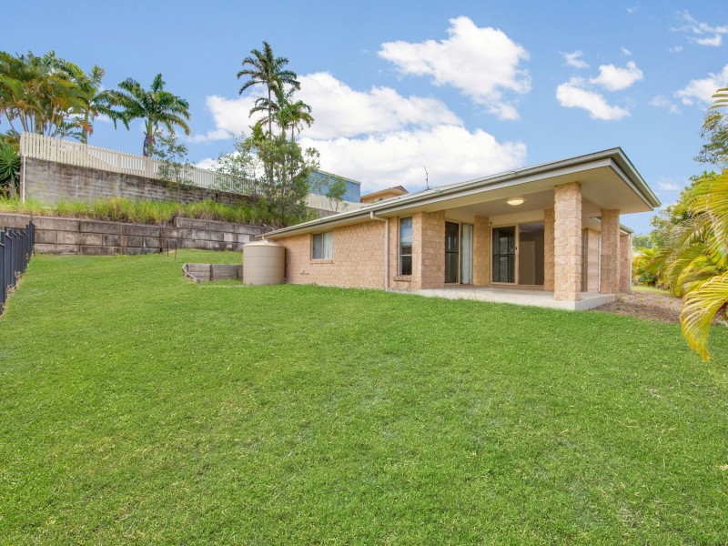 45 Dartmouth Close, Clinton QLD 4680
