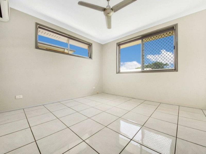 8 Ward Close, South Gladstone QLD 4680