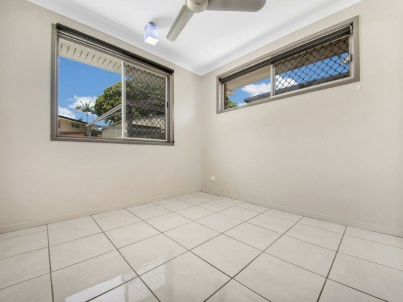 8 Ward Close, South Gladstone QLD 4680