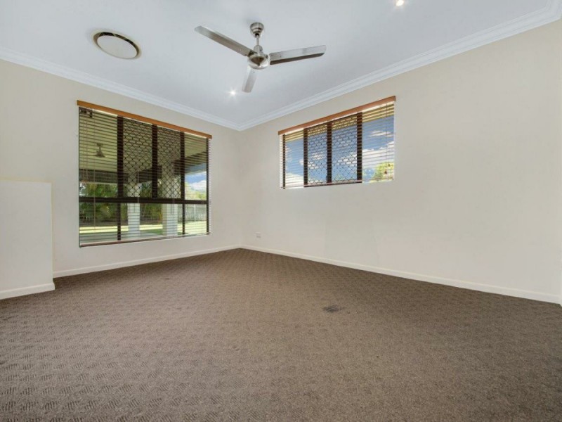 13 Lois Court, New Auckland QLD 4680