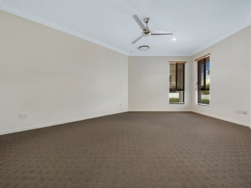 13 Lois Court, New Auckland QLD 4680