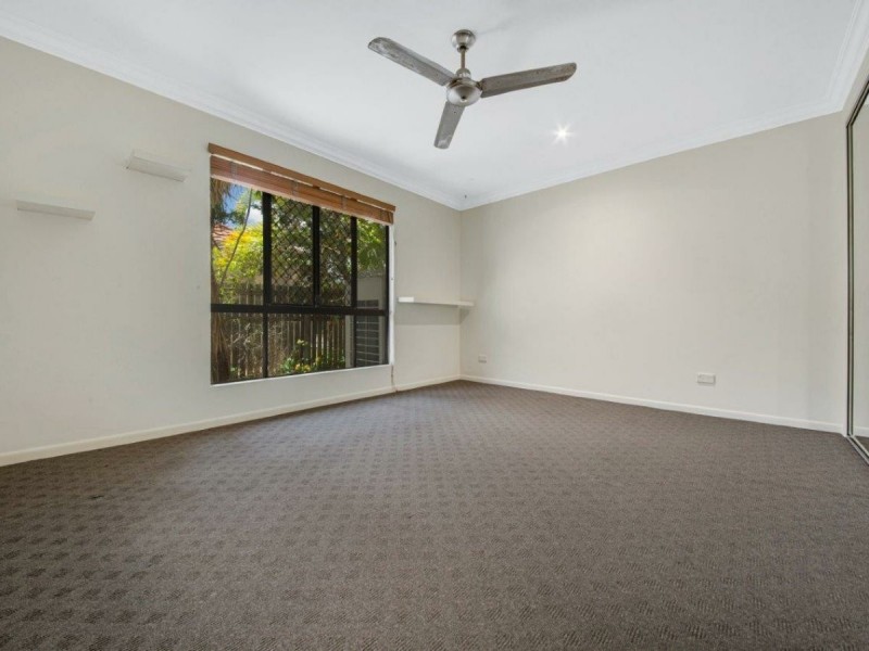 13 Lois Court, New Auckland QLD 4680