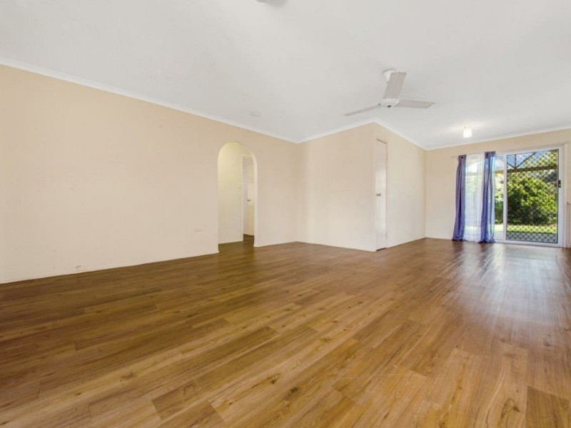 324 J Hickey Avenue, Clinton QLD 4680
