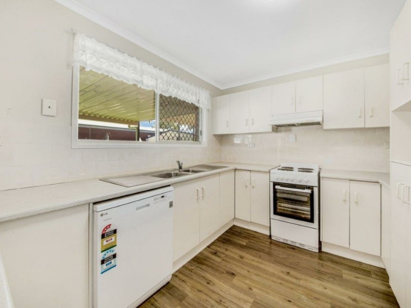 324 J Hickey Avenue, Clinton QLD 4680
