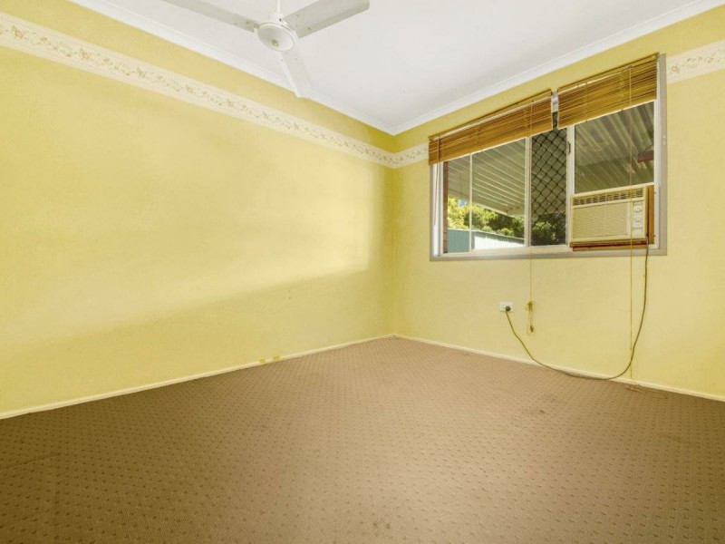 324 J Hickey Avenue, Clinton QLD 4680