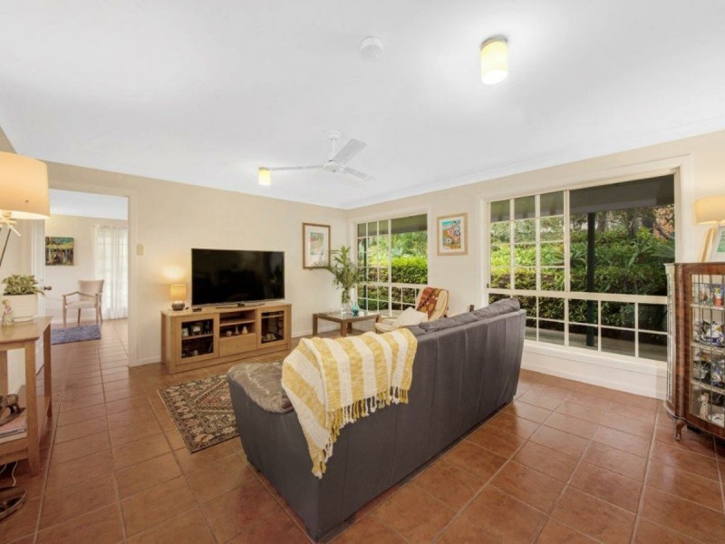 14 Fairbairn Place, Clinton QLD 4680