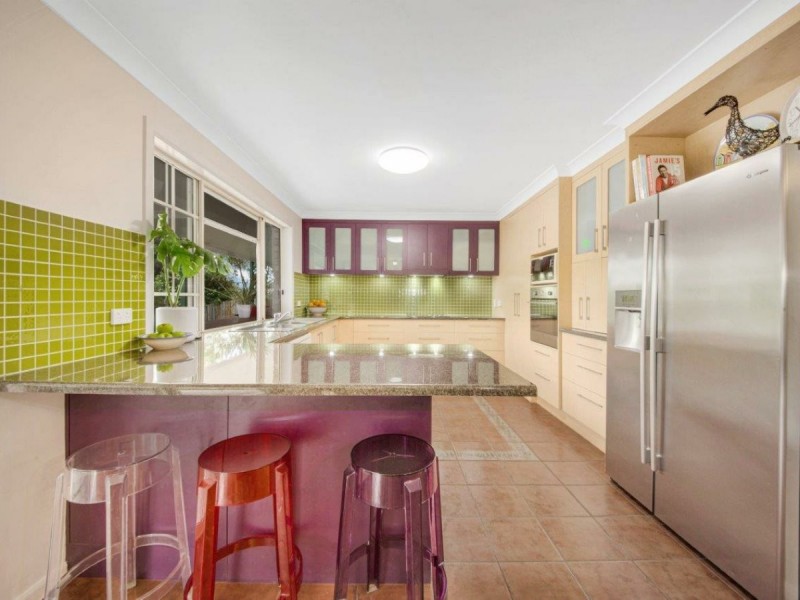 14 Fairbairn Place, Clinton QLD 4680