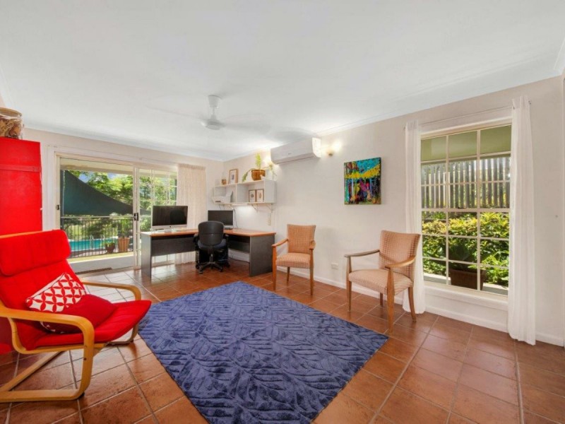 14 Fairbairn Place, Clinton QLD 4680