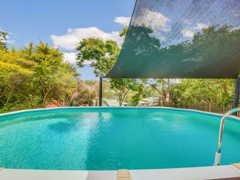 14 Fairbairn Place, Clinton QLD 4680