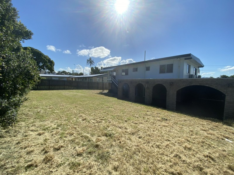 23 Wistari Street, Clinton QLD 4680