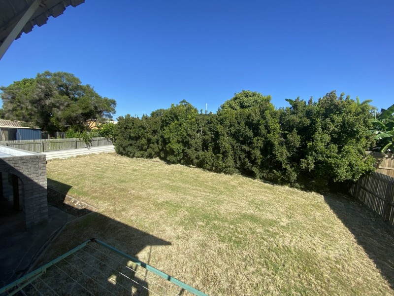 23 Wistari Street, Clinton QLD 4680