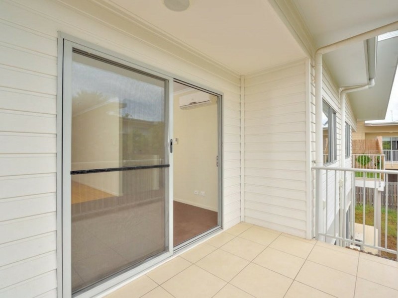 Unit 33/1 Collins Lane, Kin Kora QLD 4680
