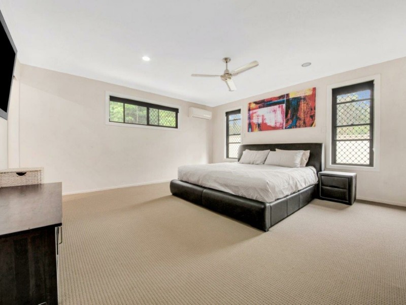 35 Intrepid Street, Clinton QLD 4680