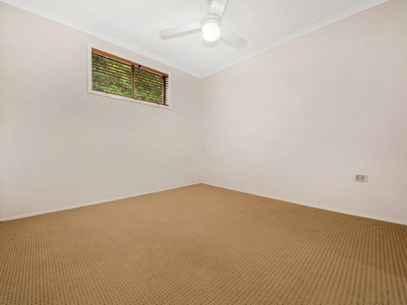 35 Intrepid Street, Clinton QLD 4680