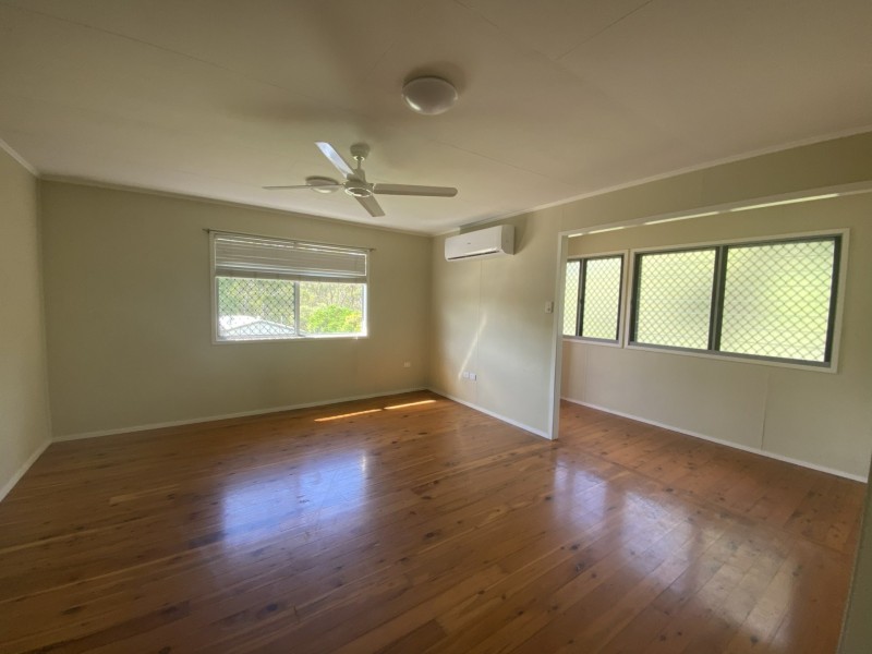 32 Squire Street, Toolooa QLD 4680
